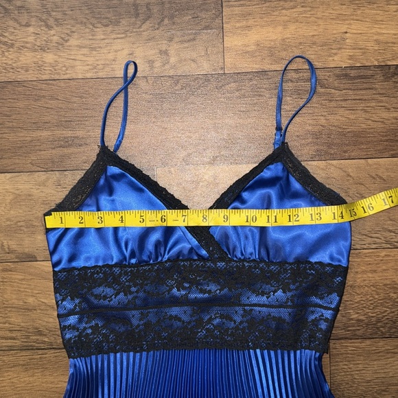 Betsey Johnson New York Size 4 Vintage Accordion Pleats Cobalt Blue Dress Y2K - Picture 13 of 17